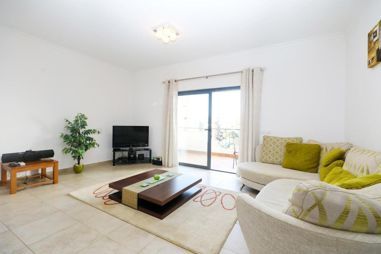 A68 - Palmeiras Paz Apartment Lagos Exterior photo