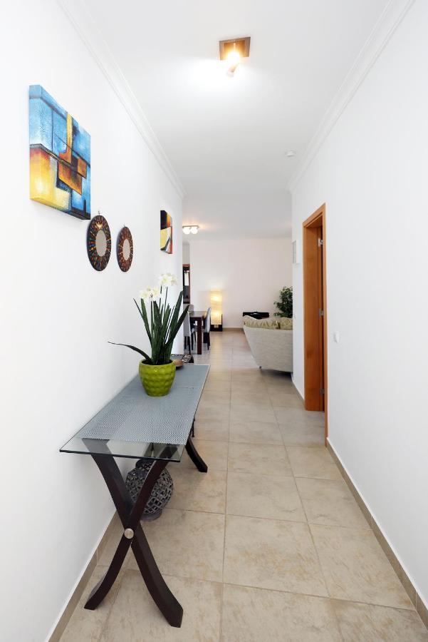 A68 - Palmeiras Paz Apartment Lagos Exterior photo